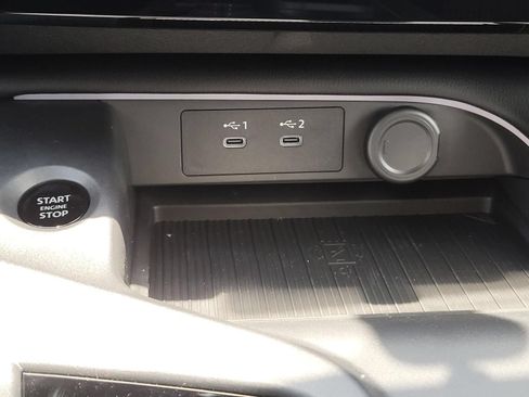 New 2026 Nissan Sentra SR FWD image 22