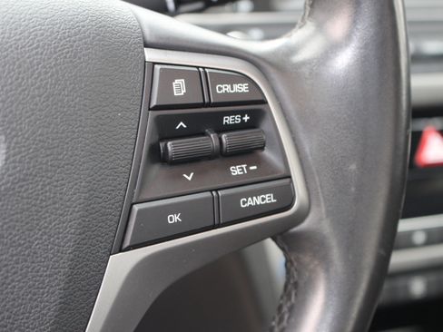 Used 2017 Hyundai Elantra Value Edition image 21