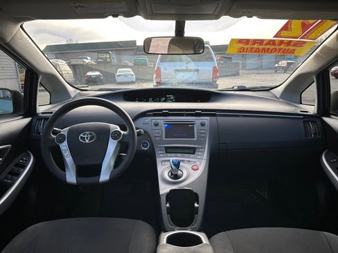 Used 2012 Toyota Prius One image 13