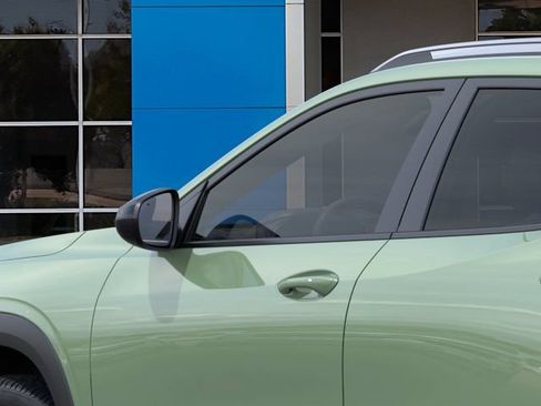 New 2026 Chevrolet Trax ACTIV w/ Sunroof Package FWD image 12
