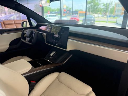 Used 2023 Tesla Model X AWD/4WD image 21