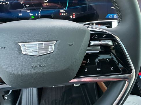 New 2026 Cadillac Vistiq Luxury image 26