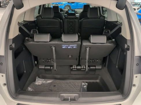 New 2026 Honda Odyssey Touring image 34