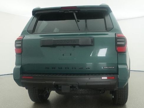 New 2026 Toyota 4Runner TRD Off-Road Premium AWD/4WD image 23
