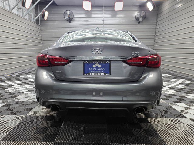 Used 2018 INFINITI Q50 Luxe w/ Cargo Package (L95) AWD/4WD image 7