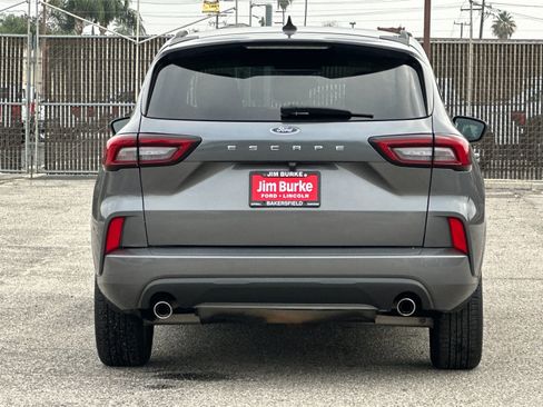 Certified 2023 Ford Escape ST-Line image 5