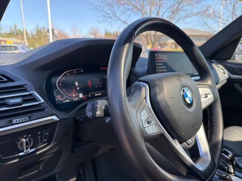 Used 2024 BMW X3 sDrive30i RWD image 16