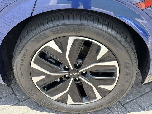 Used 2024 Kia EV6 GT-Line RWD image 31