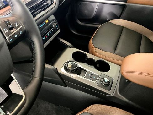 New 2025 Ford Bronco Sport Outer Banks w/ Outer Banks Tech Package+ image 8