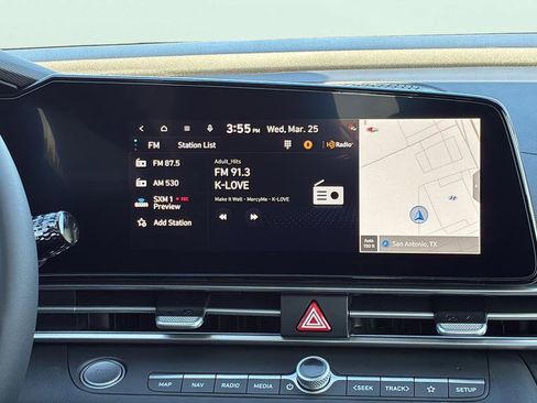 New 2026 Hyundai Elantra Limited FWD image 19