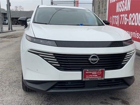 New 2025 Nissan Murano SL image 10