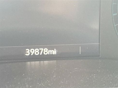 Used 2022 GMC Canyon AT4 w/ Trailering Package image 12