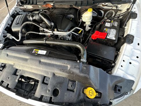 Used 2016 RAM 1500 Lone Star image 33