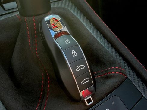 Certified 2025 Porsche 718 Boxster Spyder RS RWD image 39