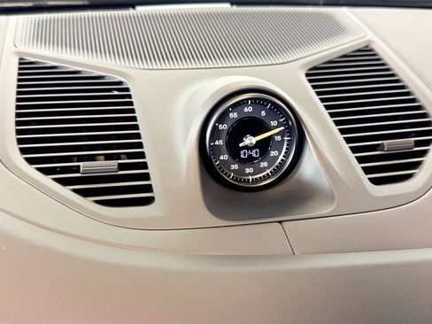 Certified 2024 Porsche Cayenne Turbo GT AWD/4WD image 29