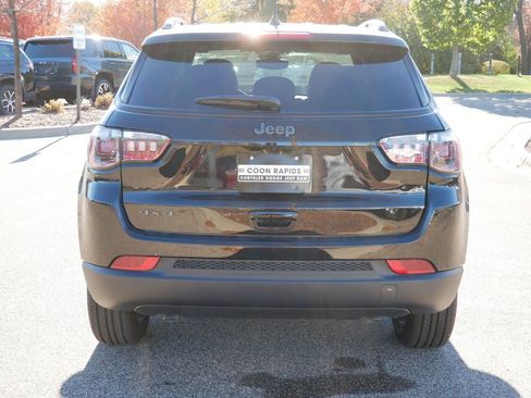 New 2026 Jeep Compass Latitude image 10