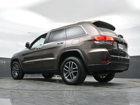 Used 2020 Jeep Grand Cherokee Limited AWD/4WD image 46