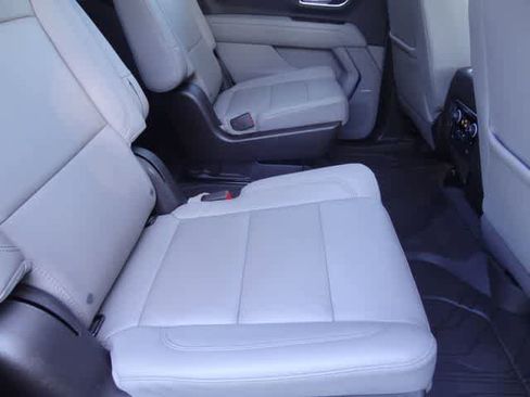 Used 2023 Chevrolet Tahoe LT w/ LT Signature Package AWD/4WD image 15