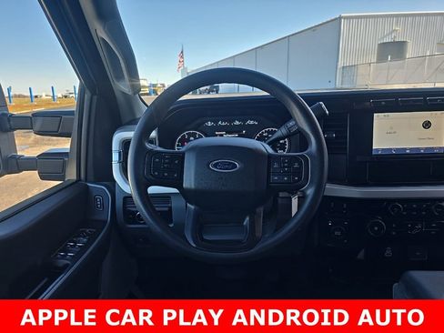 Used 2024 Ford F250 XLT image 2