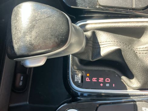 Used 2022 Kia Soul GT-Line FWD image 12