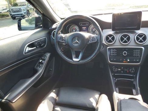 Used 2016 Mercedes-Benz GLA 250 4MATIC image 12