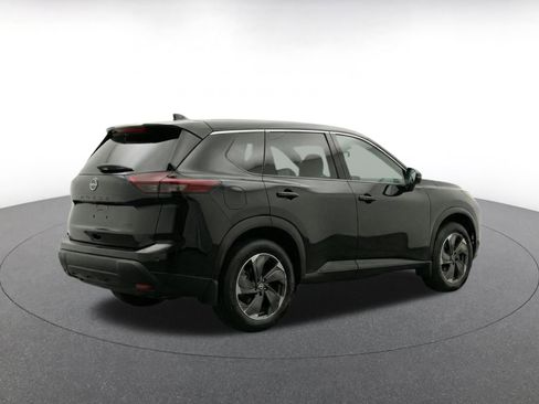 Used 2025 Nissan Rogue SV AWD/4WD image 9