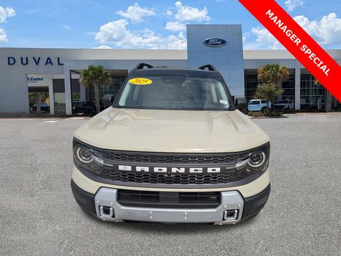 New 2025 Ford Bronco Sport Badlands image 9