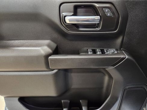 Used 2022 Chevrolet Silverado 1500 Custom w/ Safety Confidence Package image 42
