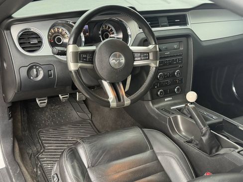 Used 2013 Ford Mustang Premium RWD image 24