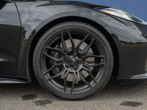 Used 2024 Chevrolet Corvette Z06 image 9