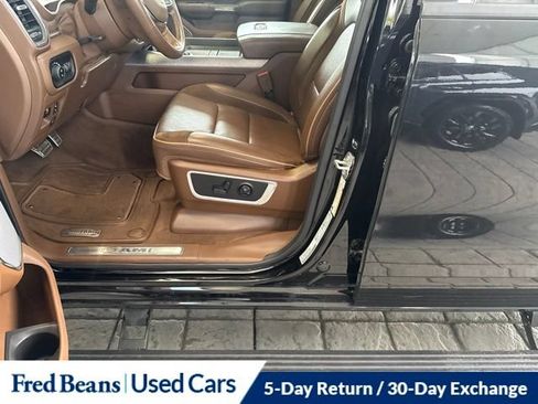 Used 2024 RAM 1500 Limited AWD/4WD image 16