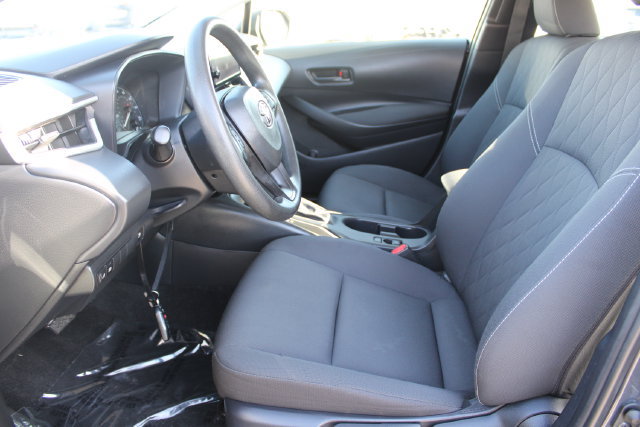 Used 2024 Toyota Corolla LE w/ LE Convenience Package FWD image 31