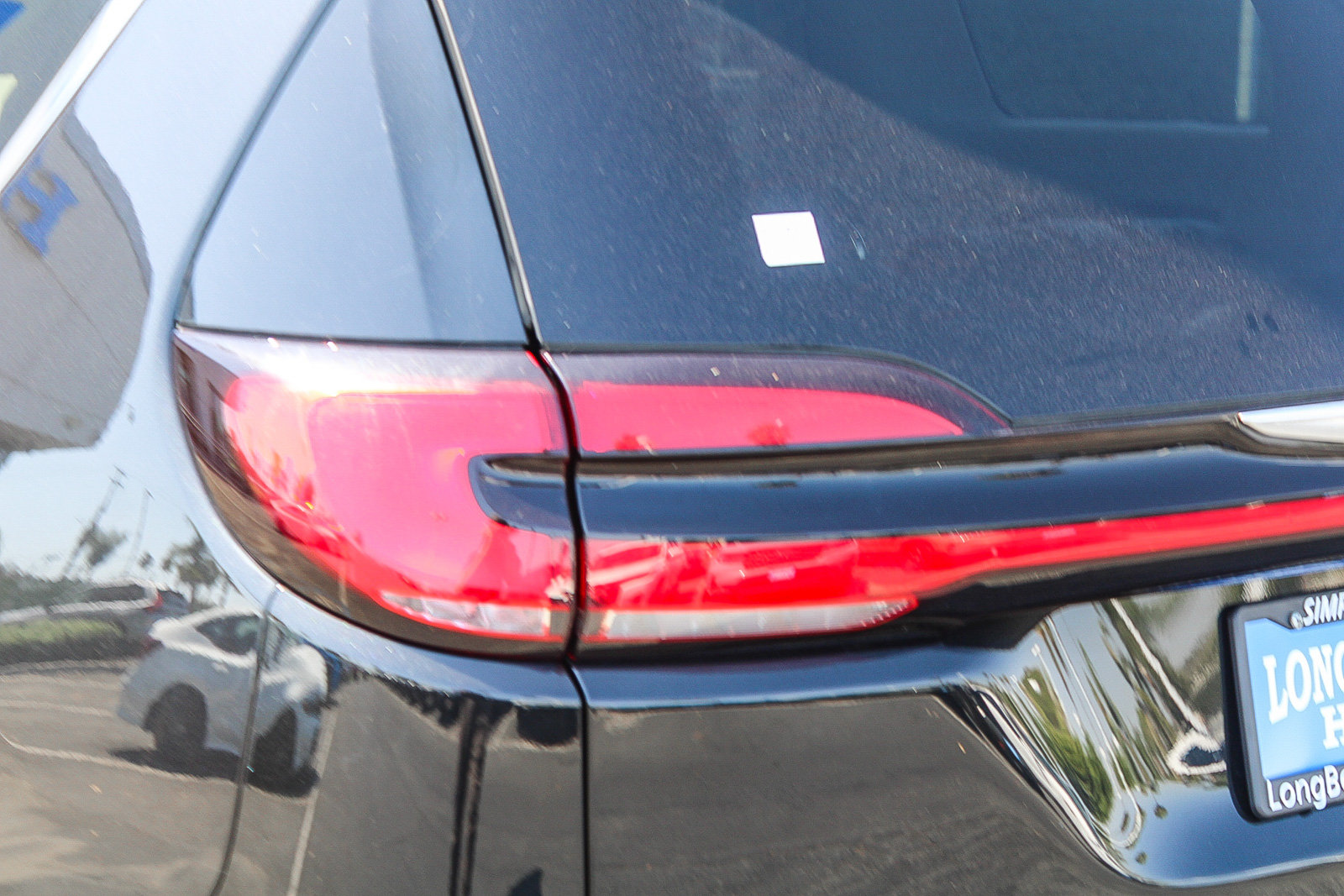 Used 2024 Chrysler Pacifica Limited FWD image 10