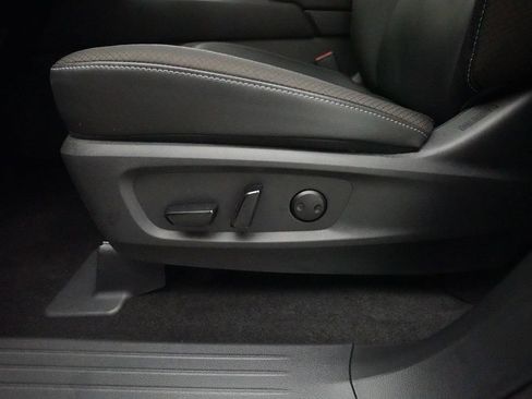Certified 2025 Nissan Pathfinder SL AWD/4WD image 28