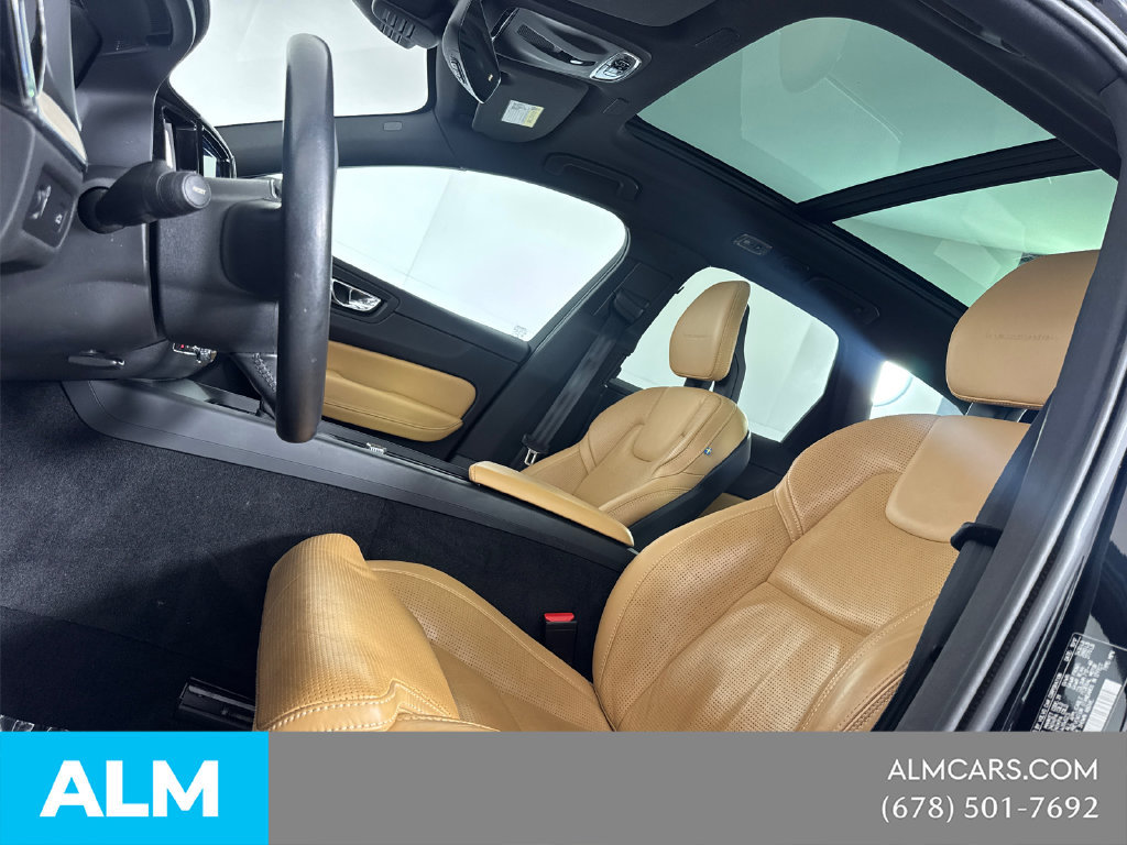 Used 2018 Volvo XC60 T5 Inscription w/ Luxury Seat Package AWD/4WD image 36