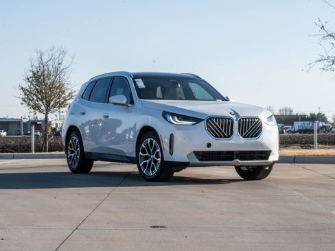 New 2026 BMW X3 xDrive30 w/ Convenience Package image 2