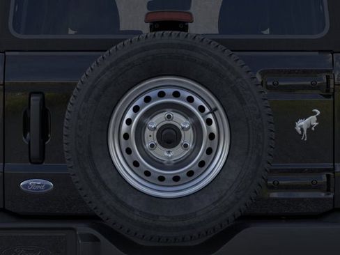 New 2025 Ford Bronco 4-Door AWD/4WD image 24