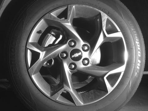 Used 2025 Chevrolet Trax LT w/ LT Convenience Package image 12