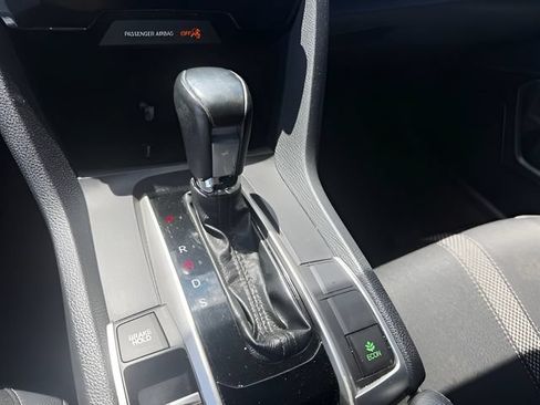 Used 2019 Honda Civic Sport image 12