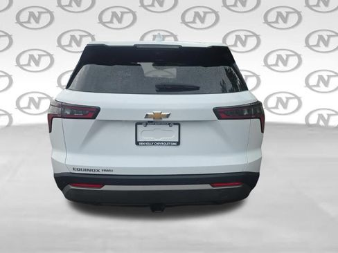 Used 2025 Chevrolet Equinox LT w/ Safety and Technology Package AWD/4WD image 11