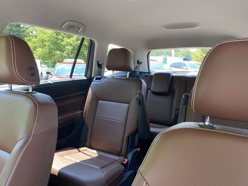 Used 2023 Volkswagen Atlas SE AWD/4WD image 22