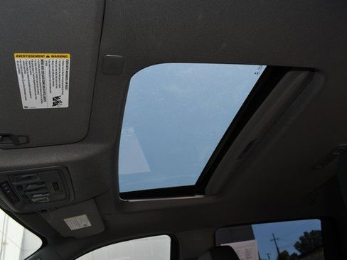Used 2022 Chevrolet Silverado 1500 LTZ w/ Technology Package AWD/4WD image 19