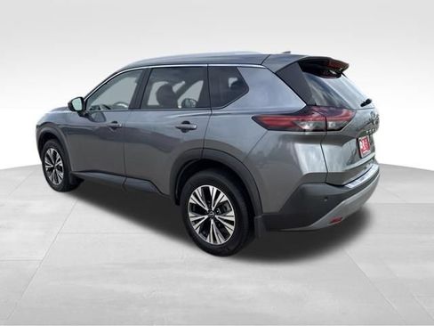 Used 2023 Nissan Rogue SV w/ SV Premium B Package FWD image 5