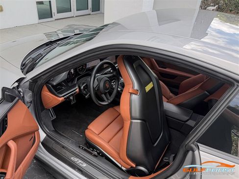 Used 2024 Porsche 911 GT3 RWD image 22