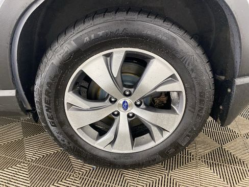 Used 2020 Subaru Ascent Premium w/ Convenience Package image 13