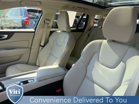 Certified 2025 Volvo V60 B5 Cross Country Plus AWD/4WD image 17