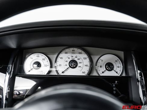 Used 2019 Rolls-Royce Ghost *STARLIGHT HEADLINER * IMMACUL image 25