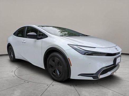 Certified 2024 Toyota Prius Prime FWD image 1