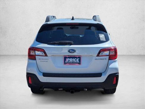 Used 2019 Subaru Outback 2.5i Limited AWD/4WD image 7