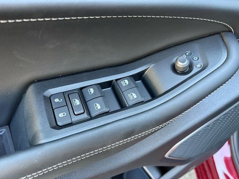 New 2026 Jeep Grand Cherokee L Limited AWD/4WD image 27